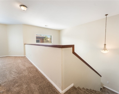 10563 Gold Shadow Avenue - Photo Thumbnail 24