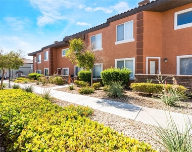 10563 Gold Shadow Avenue - Photo Thumbnail 20