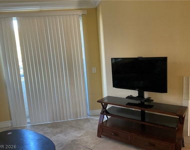 260 E Flamingo Road - Photo Thumbnail 22