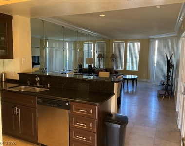 260 E Flamingo Road - Photo Thumbnail 17