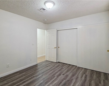 5309 Cory Place - Photo Thumbnail 11