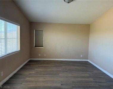8777 Old Sea Avenue - Photo Thumbnail 8