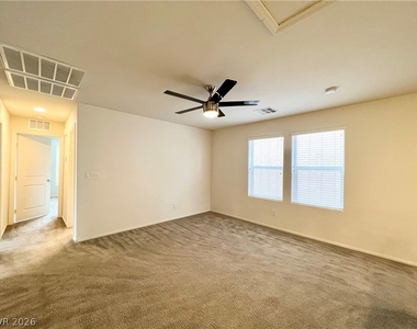 9198 Valley Betica Avenue - Photo Thumbnail 24