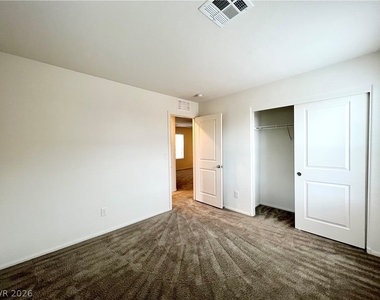 9198 Valley Betica Avenue - Photo Thumbnail 19