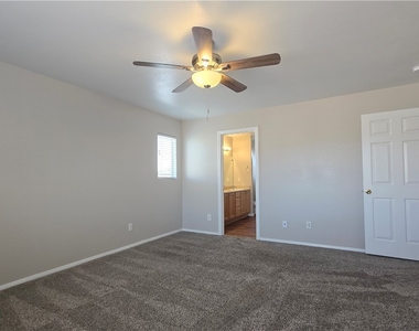 2920 Bridleton Avenue - Photo Thumbnail 17
