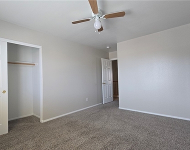 2920 Bridleton Avenue - Photo Thumbnail 15