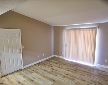 5055 W Hacienda Avenue - Photo Thumbnail 1