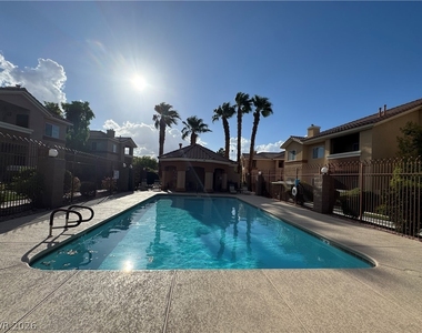 1050 E Cactus Avenue - Photo Thumbnail 26