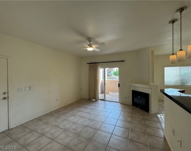 1050 E Cactus Avenue - Photo Thumbnail 5
