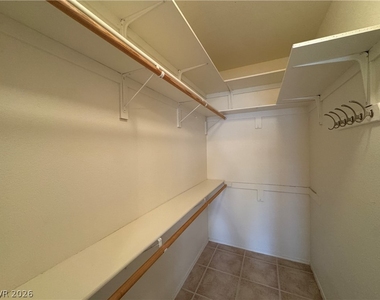 1050 E Cactus Avenue - Photo Thumbnail 15