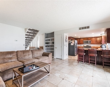 6361 Chisos Drive - Photo Thumbnail 14