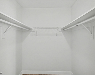 6413 Sterling Springs Parkway - Photo Thumbnail 35
