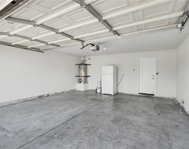 6413 Sterling Springs Parkway - Photo Thumbnail 36