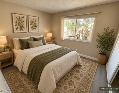 225 E Foster Avenue - Photo Thumbnail 4
