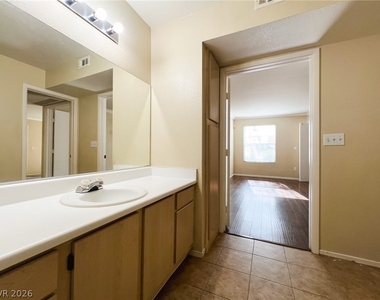 1150 N Buffalo Drive - Photo Thumbnail 62