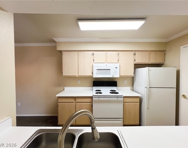 1150 N Buffalo Drive - Photo Thumbnail 39