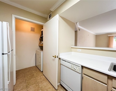 1150 N Buffalo Drive - Photo Thumbnail 46