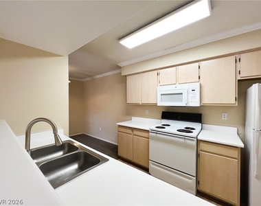 1150 N Buffalo Drive - Photo Thumbnail 41