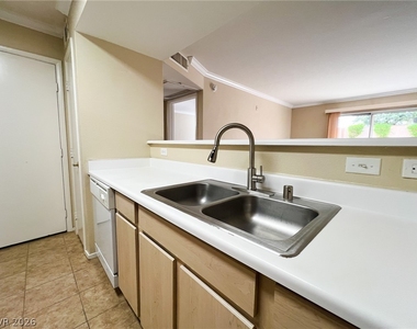 1150 N Buffalo Drive - Photo Thumbnail 26