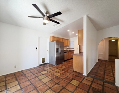 6346 Bullion Boulevard - Photo Thumbnail 7