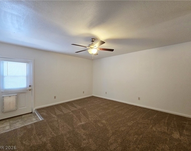 6346 Bullion Boulevard - Photo Thumbnail 15
