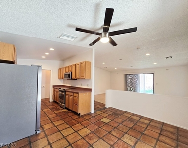 6346 Bullion Boulevard - Photo Thumbnail 4