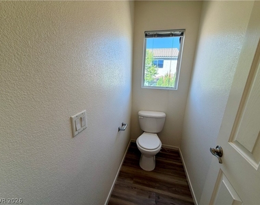 5519 Amy Lynn Street - Photo Thumbnail 18