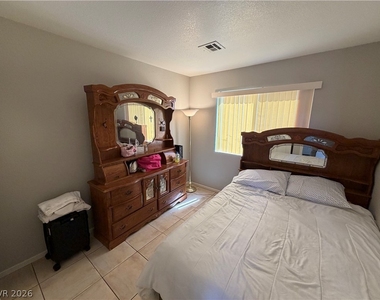 3926 Coleman Street - Photo Thumbnail 9