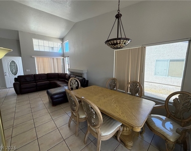 3926 Coleman Street - Photo Thumbnail 4