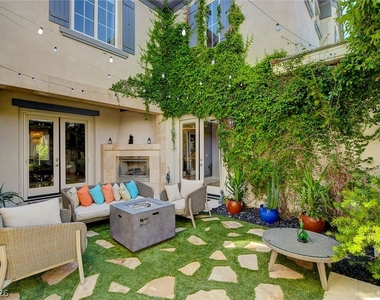1359 Quiet River Avenue - Photo Thumbnail 6