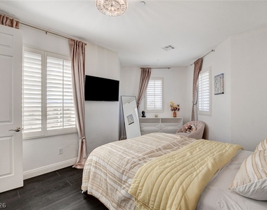1359 Quiet River Avenue - Photo Thumbnail 49