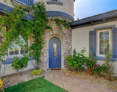 1359 Quiet River Avenue - Photo Thumbnail 3