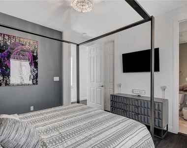 1359 Quiet River Avenue - Photo Thumbnail 47