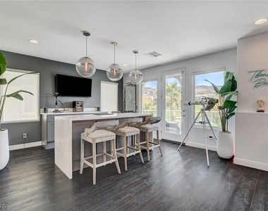 1359 Quiet River Avenue - Photo Thumbnail 36