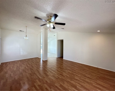 3822 Flickering Star Drive - Photo Thumbnail 5