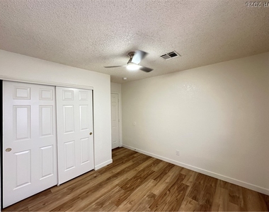 3822 Flickering Star Drive - Photo Thumbnail 22