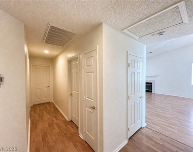 3822 Flickering Star Drive - Photo Thumbnail 12