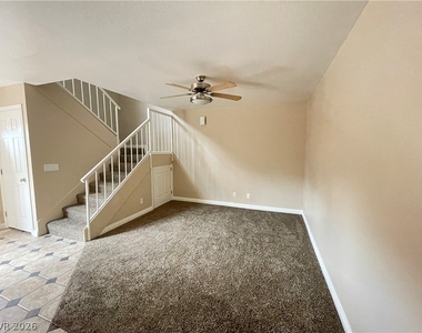 240 Shadybrook Lane - Photo Thumbnail 5