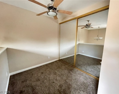 240 Shadybrook Lane - Photo Thumbnail 9