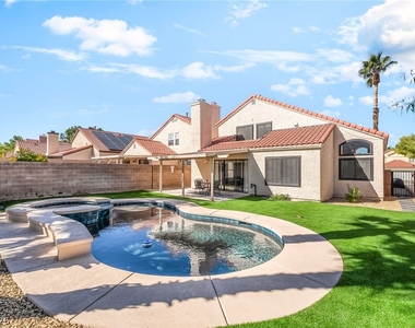 2717 Lovington Drive - Photo Thumbnail 21