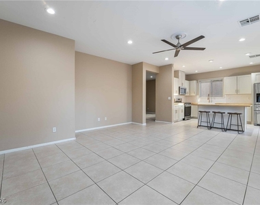 10466 Gwynns Falls Street - Photo Thumbnail 4