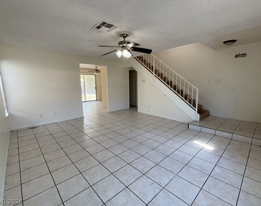 513 Prescott Street - Photo Thumbnail 4