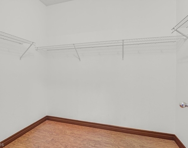 2194 Picture Rock Avenue - Photo Thumbnail 15