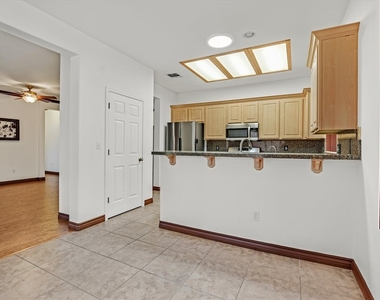 2194 Picture Rock Avenue - Photo Thumbnail 5