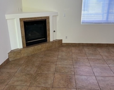 6813 Squaw Mountain Drive - Photo Thumbnail 2