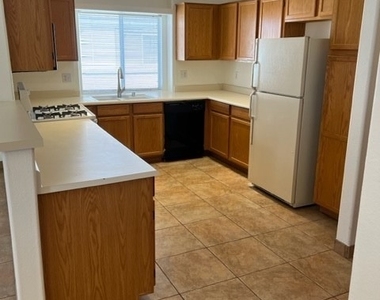 6813 Squaw Mountain Drive - Photo Thumbnail 3