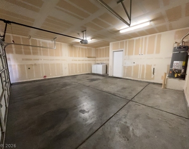 4915 E Russell Road - Photo Thumbnail 18