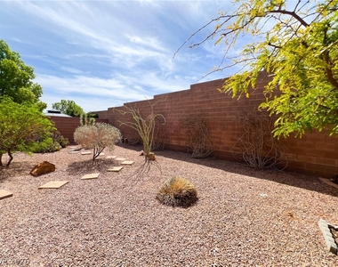 79 Kind Avenue - Photo Thumbnail 85