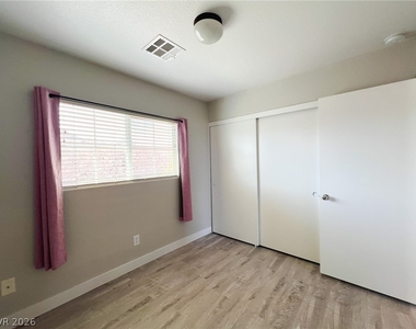 79 Kind Avenue - Photo Thumbnail 72