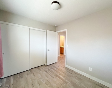 79 Kind Avenue - Photo Thumbnail 73
